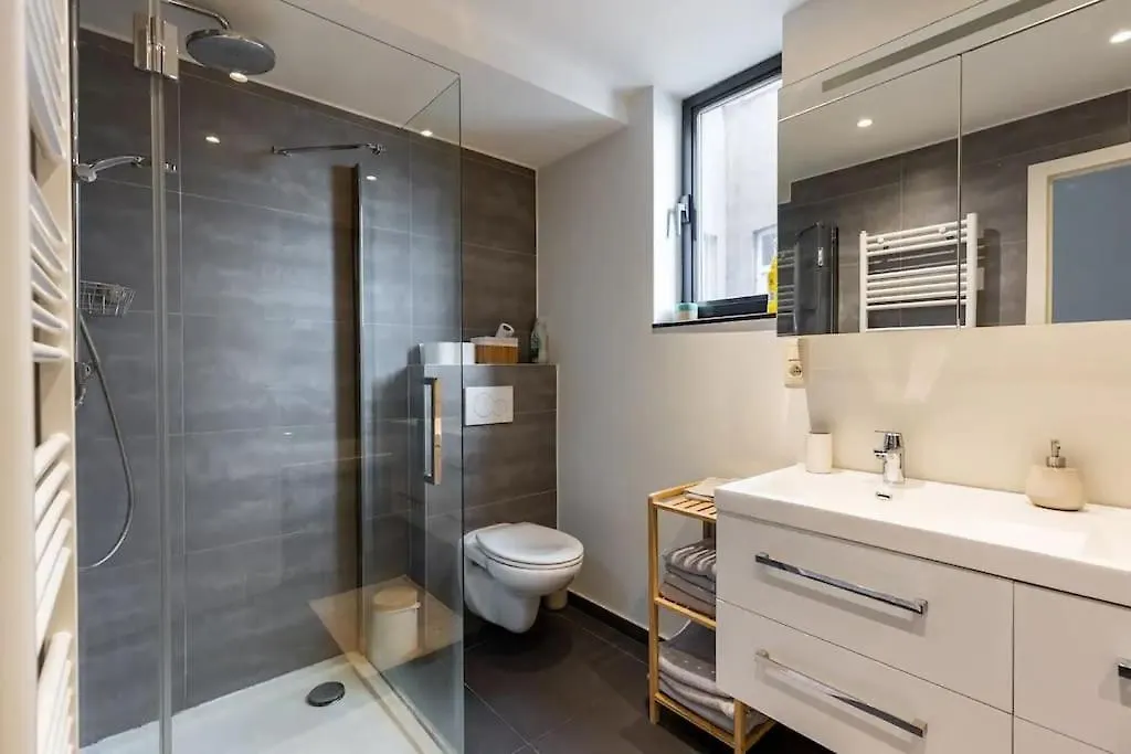 Private Penthouse With Unique View - Central Antwerpia 0*,