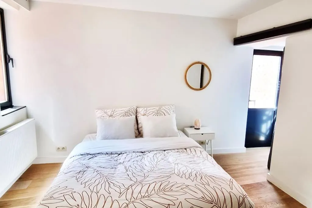 Private Penthouse With Unique View - Central Antwerpia 0*,