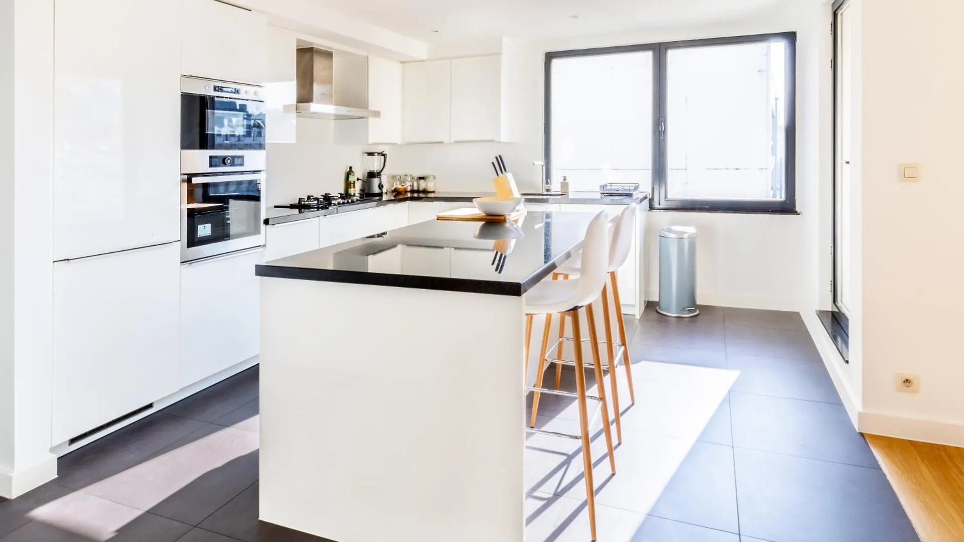 Apartament Private Penthouse With Unique View - Central Antwerpia